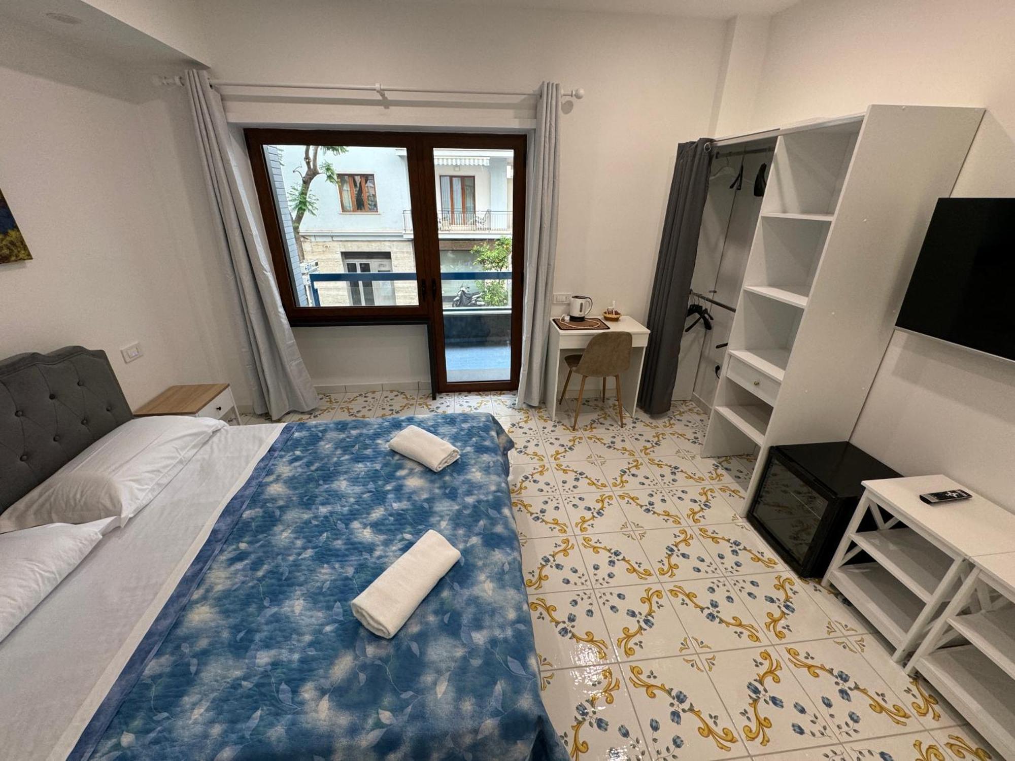 Bed and Breakfast Angela House Sorrento Center Esterno foto