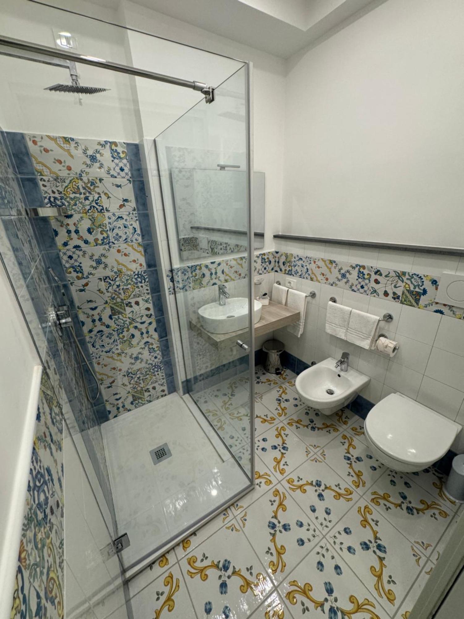 Bed and Breakfast Angela House Sorrento Center Esterno foto