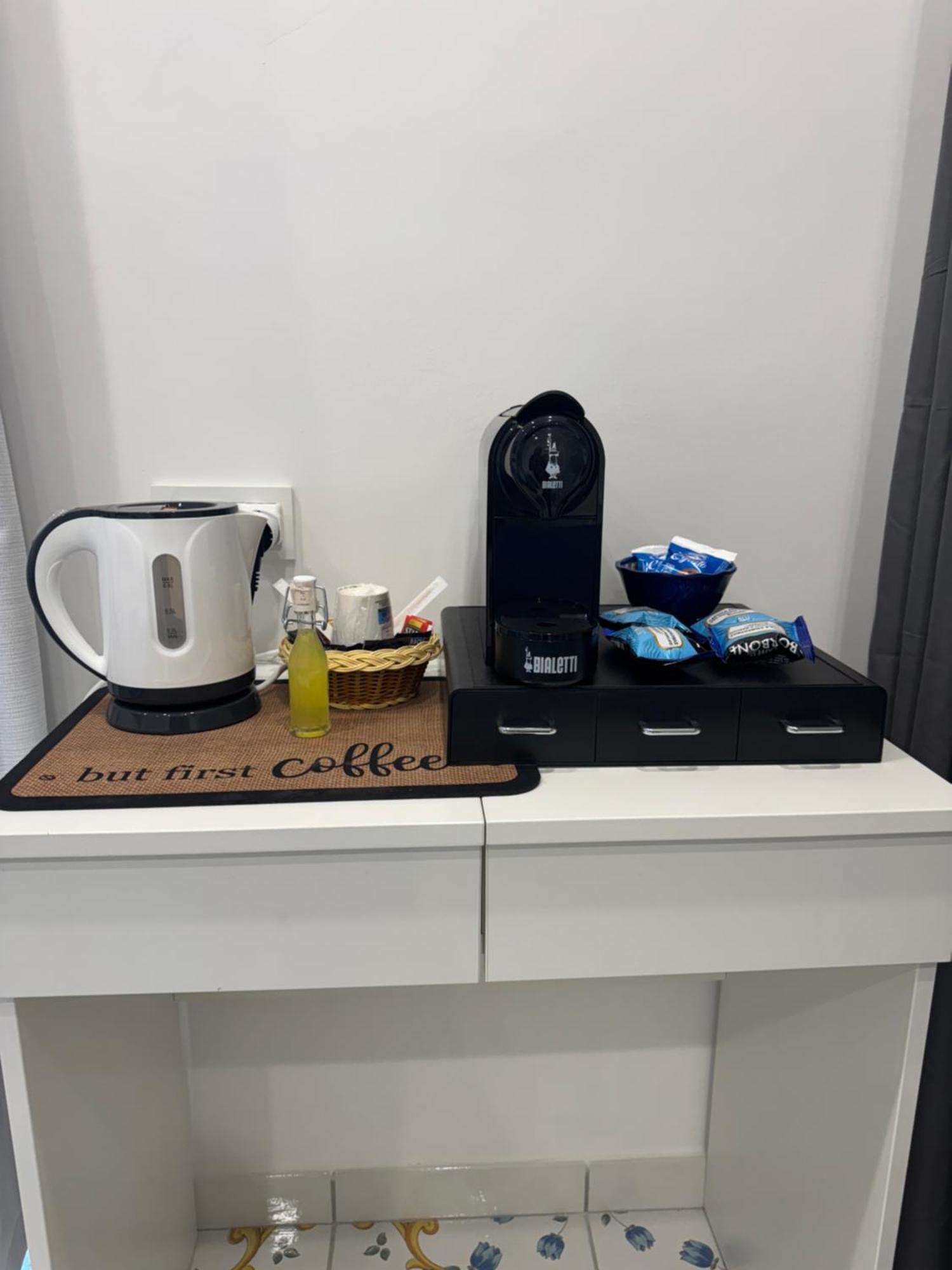 Bed and Breakfast Angela House Sorrento Center Esterno foto