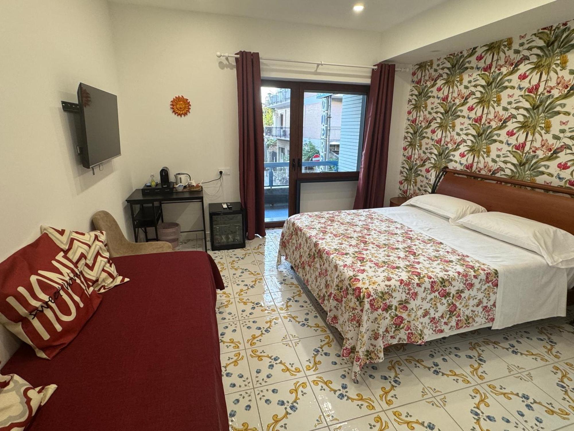 Bed and Breakfast Angela House Sorrento Center Esterno foto