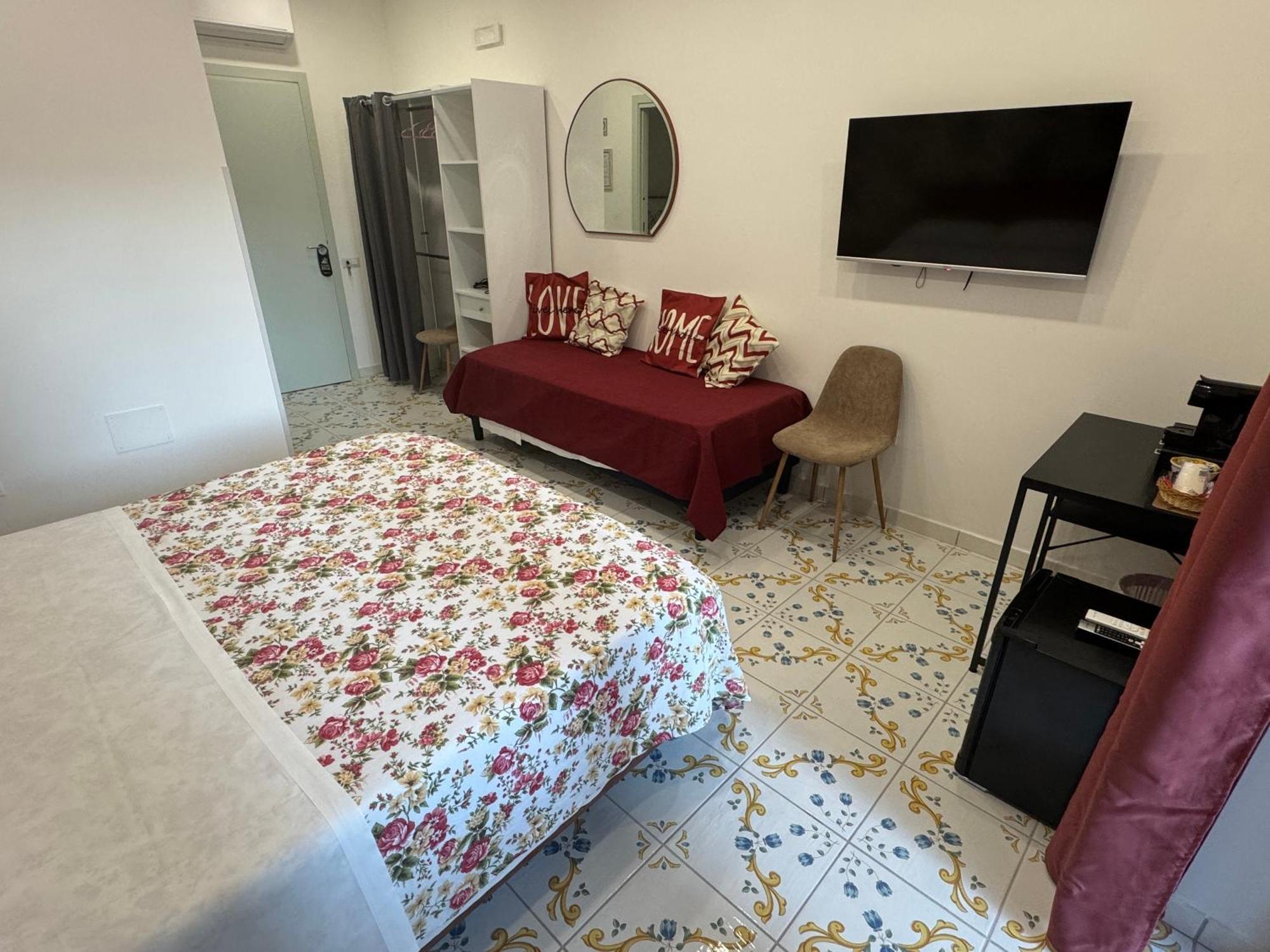 Bed and Breakfast Angela House Sorrento Center Esterno foto